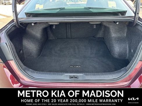 Used 2023 Nissan Altima 2.5 SV FWD image 21
