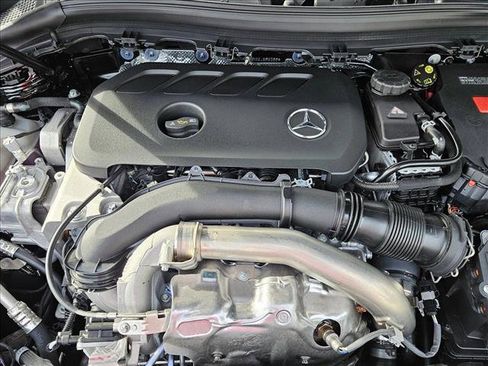 Used 2025 Mercedes-Benz GLA 250 image 16