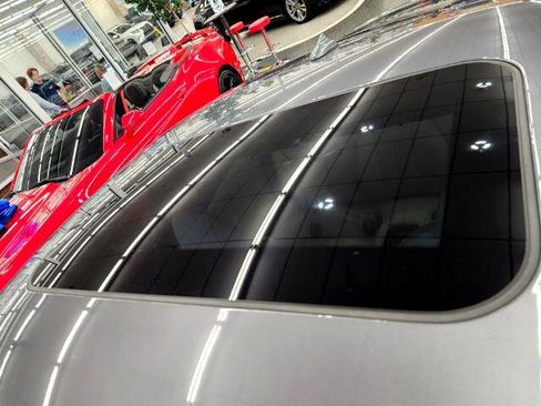 Used 2019 INFINITI Q60 3.0t Luxe w/ Essential Package image 33