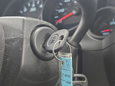 Used 2013 Chevrolet Silverado 1500 W/T image 21