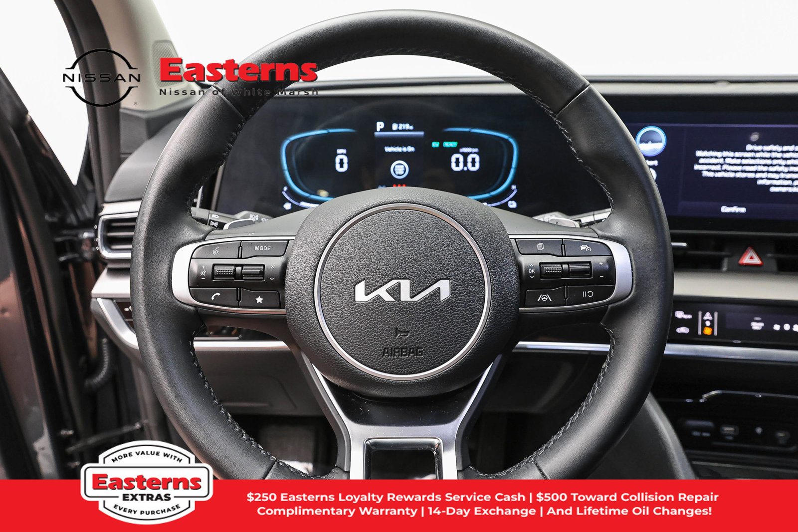 Used 2025 Kia Sportage EX w/ EX Premium Package AWD/4WD image 10