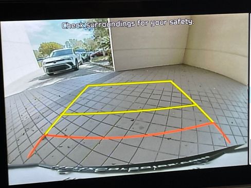 Used 2025 Kia Seltos S image 24