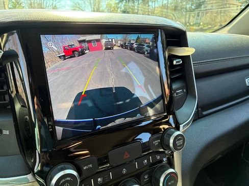 Used 2019 RAM 1500 Laramie image 39