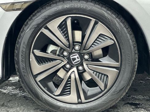 Used 2018 Honda Civic EX image 26