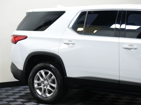 Used 2020 Chevrolet Traverse L FWD image 13