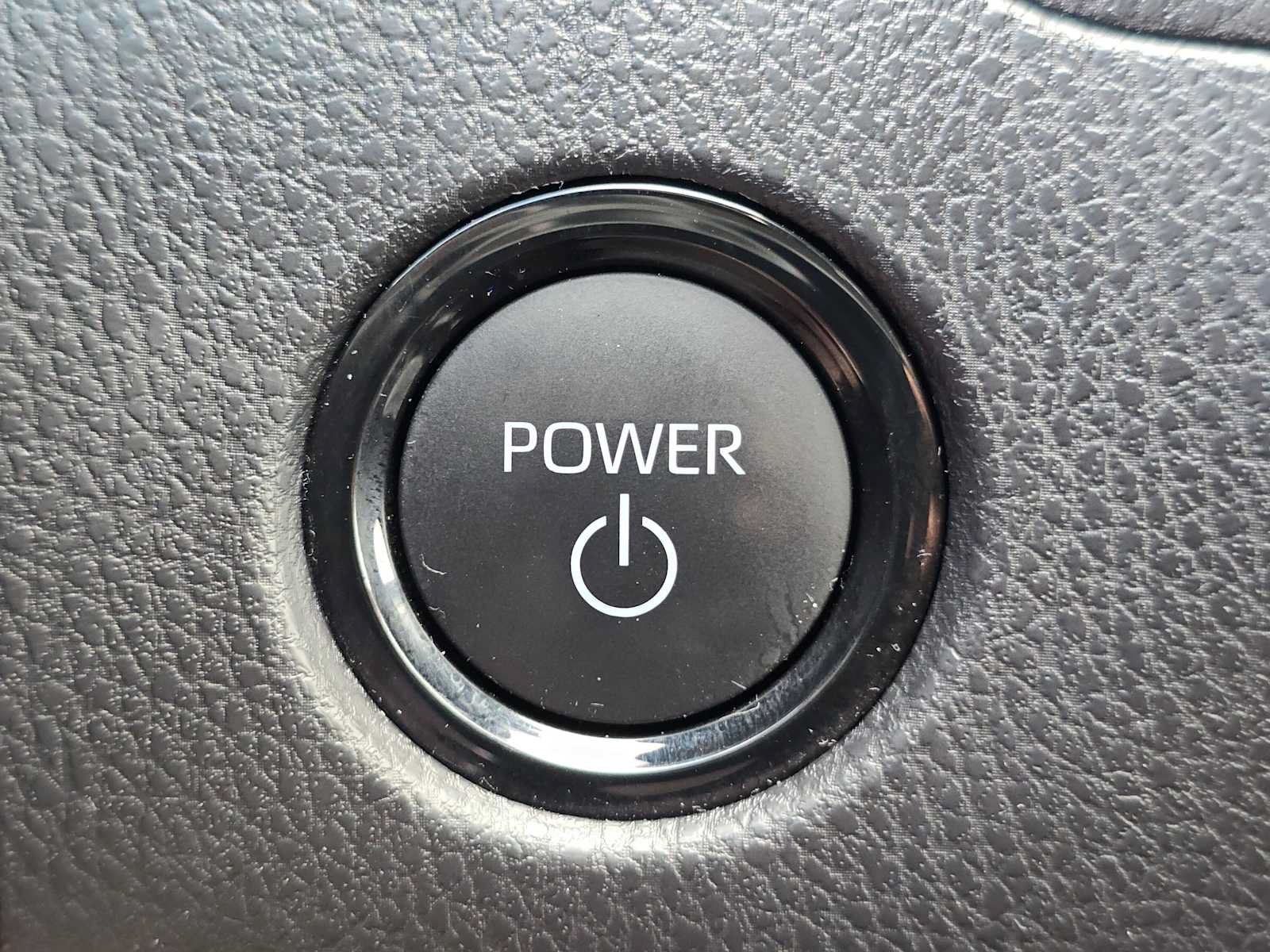 Used 2025 Toyota Camry LE FWD image 30