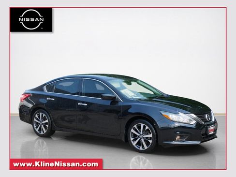 Used 2016 Nissan Altima 2.5 SR FWD image 1