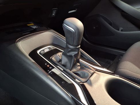 Used 2025 Toyota Corolla SE w/ SE Package image 14