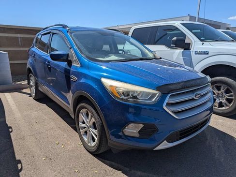 Used 2019 Ford Escape SEL FWD image 4