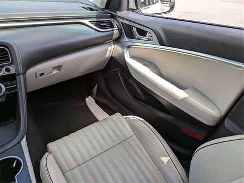 Used 2019 Genesis G70 2.0T Advanced w/ Elite Package image 16