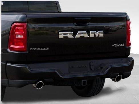 New 2026 RAM 1500 Laramie w/ Sport Appearance Package AWD/4WD image 13