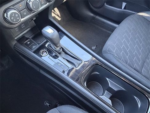 Certified 2024 Nissan Kicks SV image 9