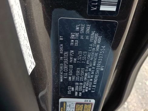 Used 2024 Kia Carnival SX Prestige FWD image 29