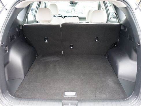 Used 2025 Hyundai Tucson SE image 29