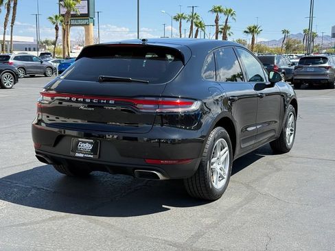 Used 2021 Porsche Macan w/ Premium Package AWD/4WD image 4