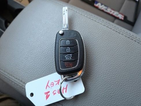 Used 2017 Hyundai Tucson SE AWD/4WD image 8