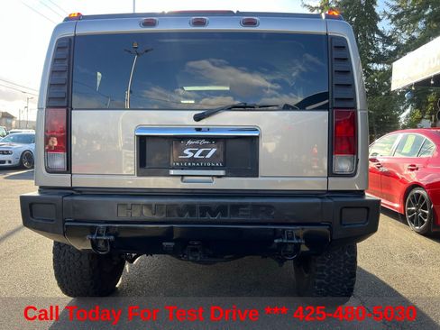 Used 2005 HUMMER H2 w/ Preferred Equipment Group AWD/4WD image 5