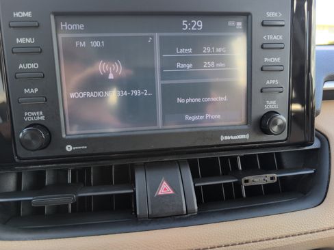 Used 2021 Toyota RAV4 LE FWD image 24