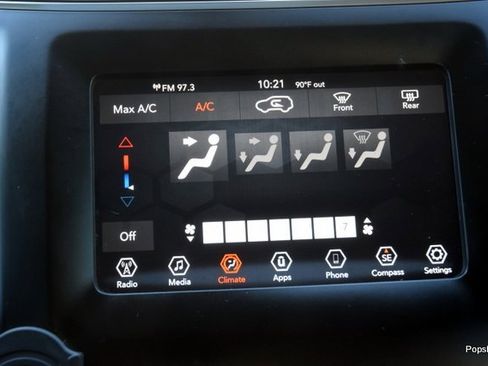 Used 2019 Jeep Cherokee Latitude w/ Popular Appearance Group image 16