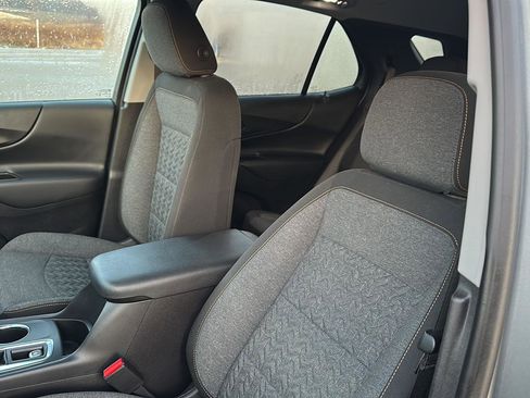 Used 2024 Chevrolet Equinox LT image 23
