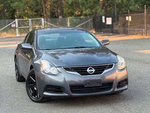 Used 2012 Nissan Altima 2.5 S FWD image 2