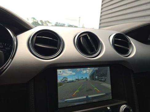 Used 2016 Ford Mustang GT Premium image 17