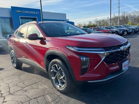 New 2026 Chevrolet Trax LT FWD image 26