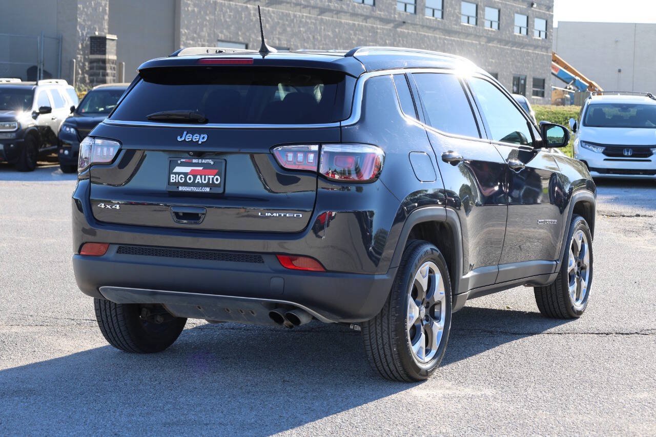 Used 2018 Jeep Compass Limited AWD/4WD image 9