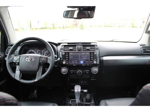 Used 2022 Toyota 4Runner TRD Off-Road Premium w/ Moonroof Package AWD/4WD image 16