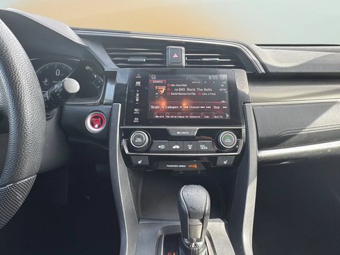 Used 2018 Honda Civic EX image 14