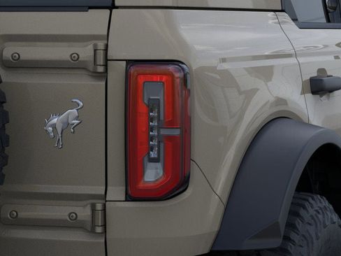 New 2025 Ford Bronco Badlands w/ Sasquatch Package image 23