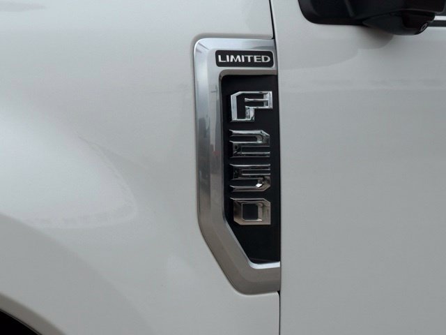 Used 2022 Ford F250 Limited AWD/4WD image 11