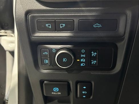 Used 2023 Ford F150 Platinum AWD/4WD image 13
