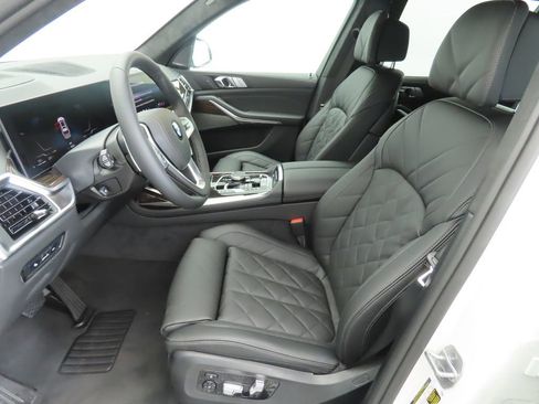New 2026 BMW X7 xDrive40i image 19