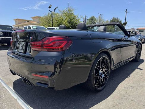Used 2020 BMW M4 Convertible w/ Competition Package RWD image 12