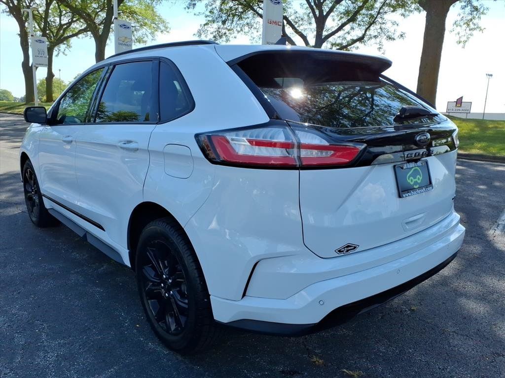 Used 2022 Ford Edge SE w/ Black Appearance Package AWD/4WD image 5