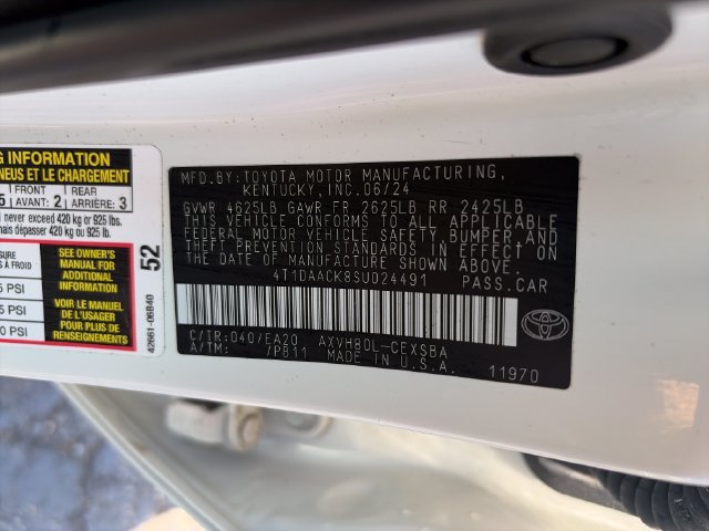 Used 2025 Toyota Camry SE w/ Convenience Package FWD image 28