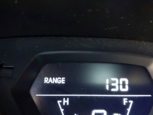 Used 2016 Hyundai Elantra SE FWD image 28