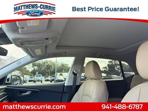 Used 2025 Audi Q8 Premium Plus image 11