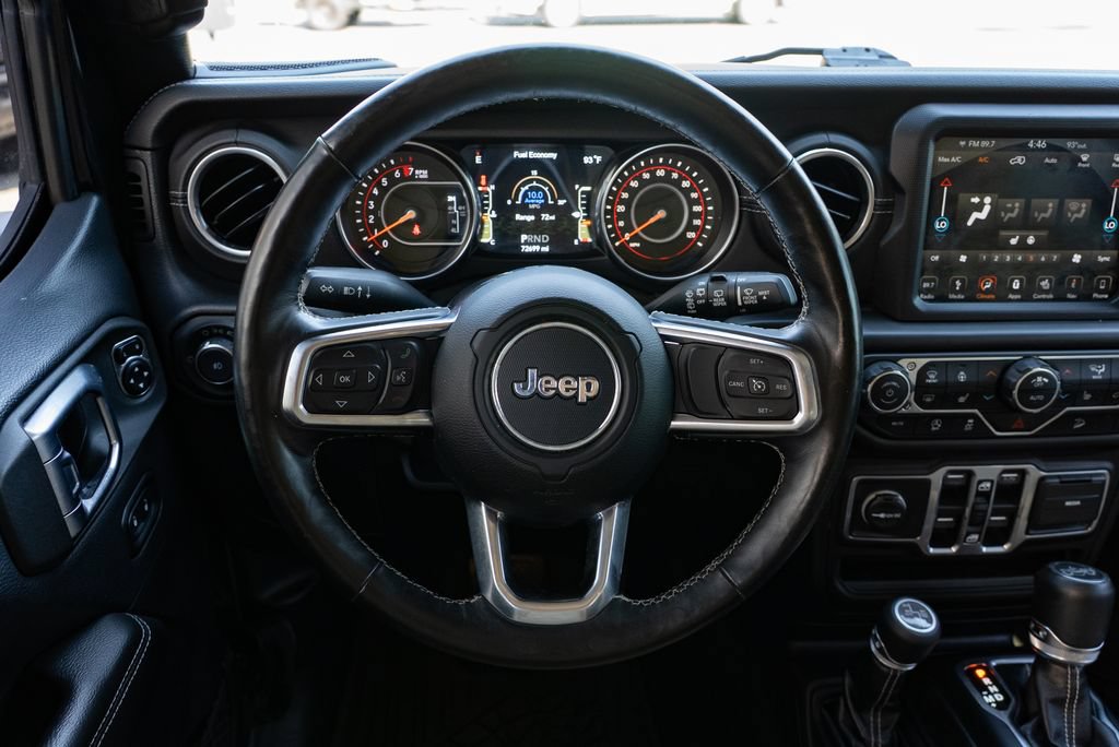 Used 2018 Jeep Wrangler Unlimited Sahara w/ Uconnect 4C Nav & Sound Group AWD/4WD image 13