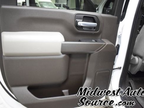Used 2023 Chevrolet Silverado 2500 LT image 19
