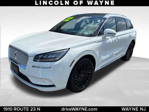 Certified 2022 Lincoln Corsair Reserve w/ Equipment Group 201A AWD/4WD image 1