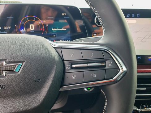 New 2026 Chevrolet Traverse Z71 w/ Driver Confidence Package image 19