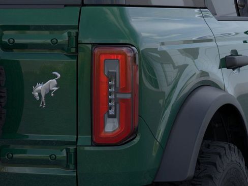 New 2025 Ford Bronco Badlands image 24