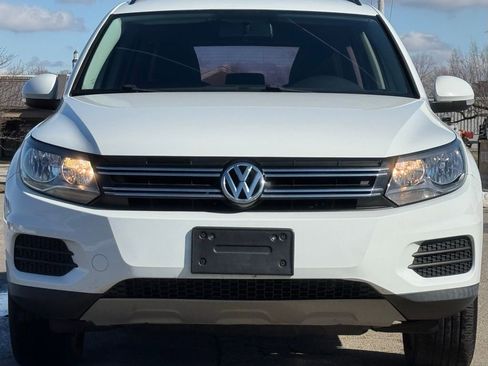 Used 2018 Volkswagen Tiguan Limited w/ Premium Package image 8