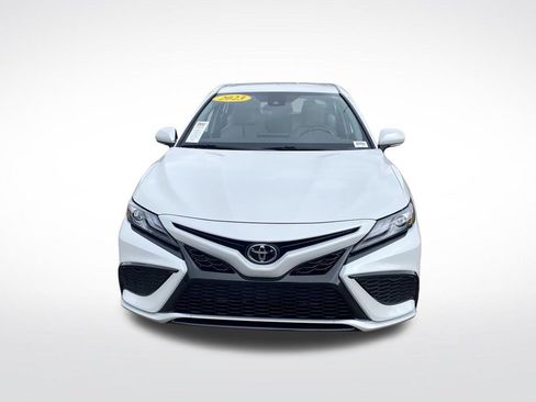 Used 2023 Toyota Camry XSE FWD image 18