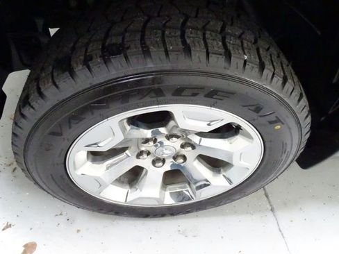 Used 2022 RAM 1500 Big Horn image 26