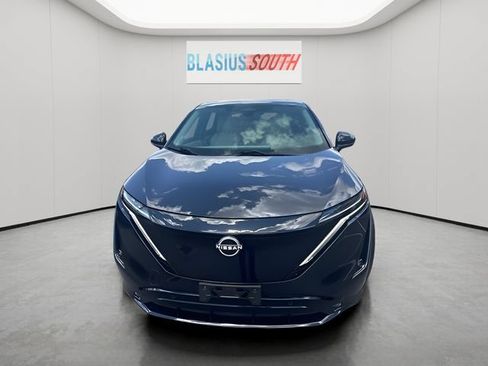 Used 2023 Nissan Ariya AWD image 8