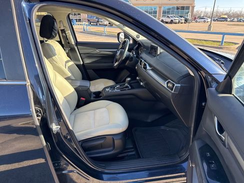 Used 2019 MAZDA CX-5 Touring image 14