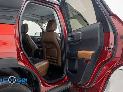 Used 2025 Ford Bronco Sport Outer Banks w/ Outer Banks Tech Package+ image 31